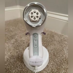 Clarisonic Smart Profile Cleansing Device